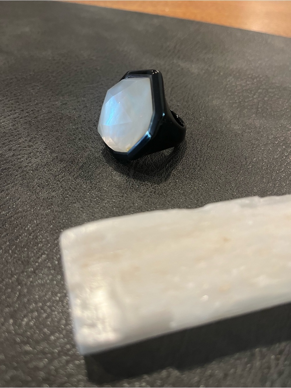 Ippolita Mother-of-Pearl Quartz & Resin Ring - Picture 8 of 11